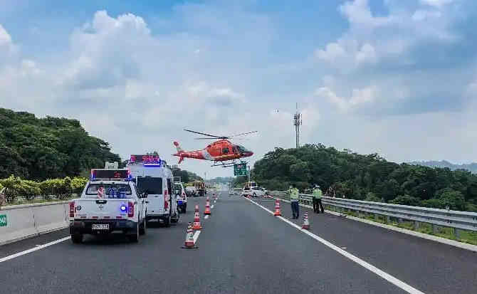 昌邑高速公路汽车救援案例
